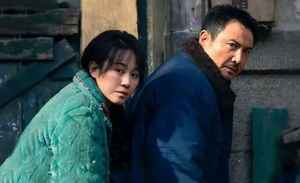 《抓娃娃》爆了，但“教育+喜剧”不是财富密码